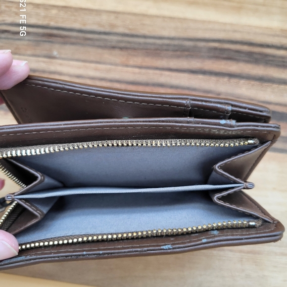 Calvin Klein Gray & Brown Wallet - Picture 6 of 7